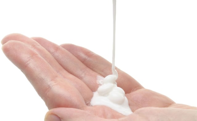 hand-lotion-650x400.jpg